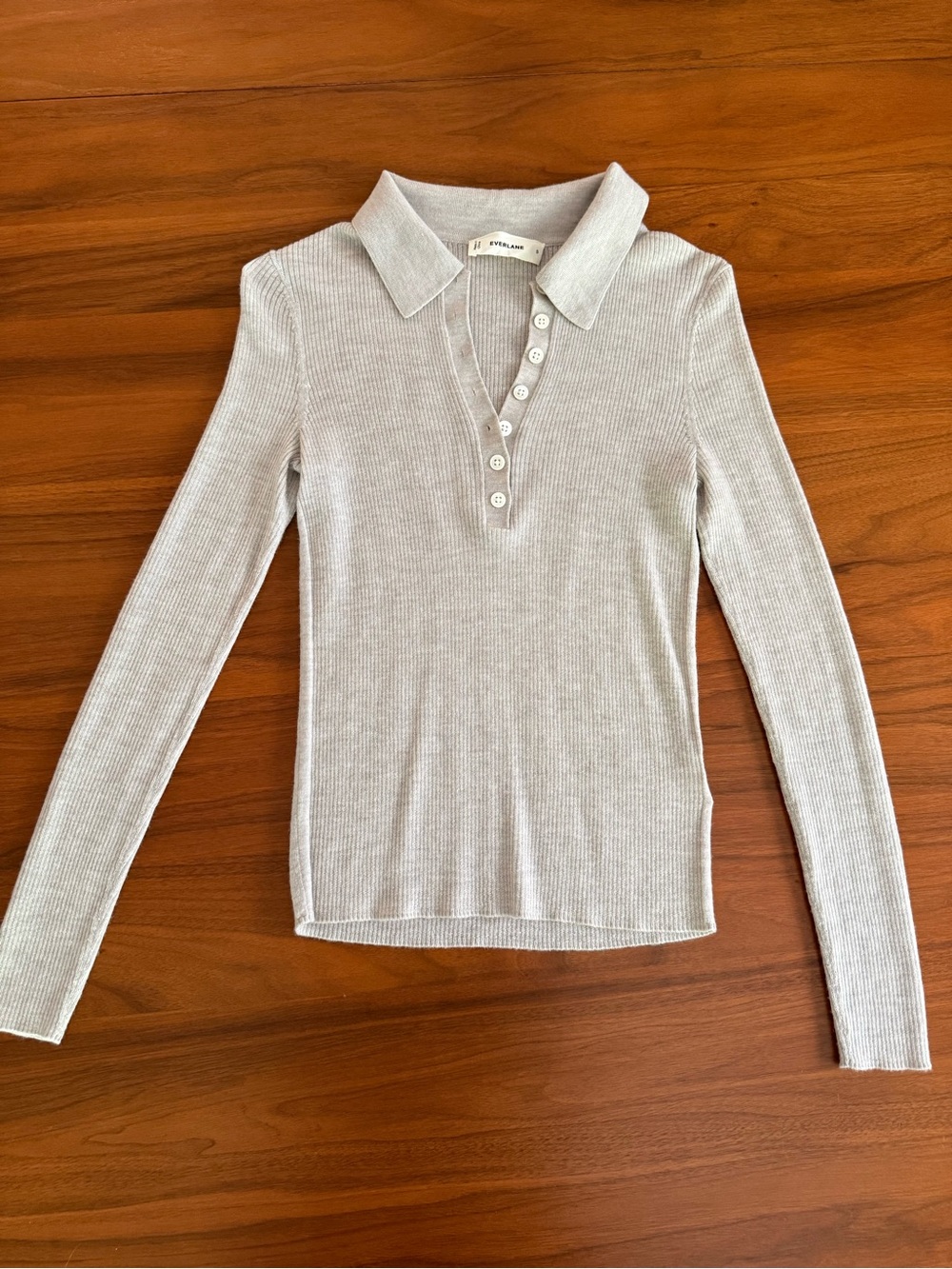 Everlane Heathered Oatmeal Merino Ribbed Henley